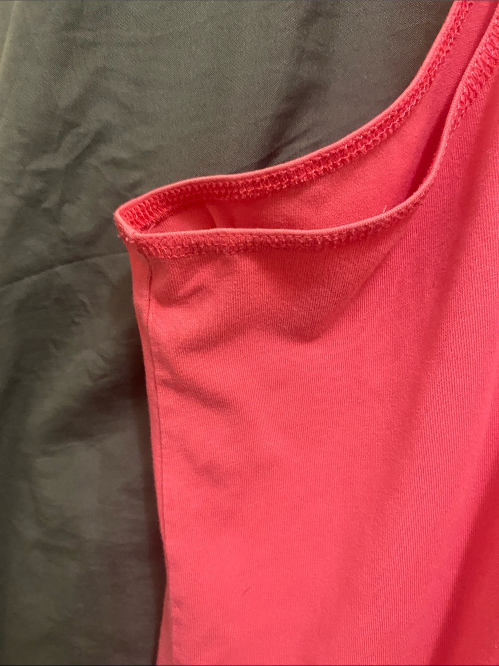 Liz & Me pink Scoop Neck Tank - Picture 4 of 7